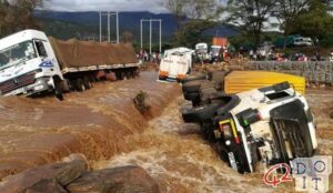 Kenya: baraj teslim oluyor, en az 41 ölü