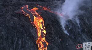 Submarine volcanoes